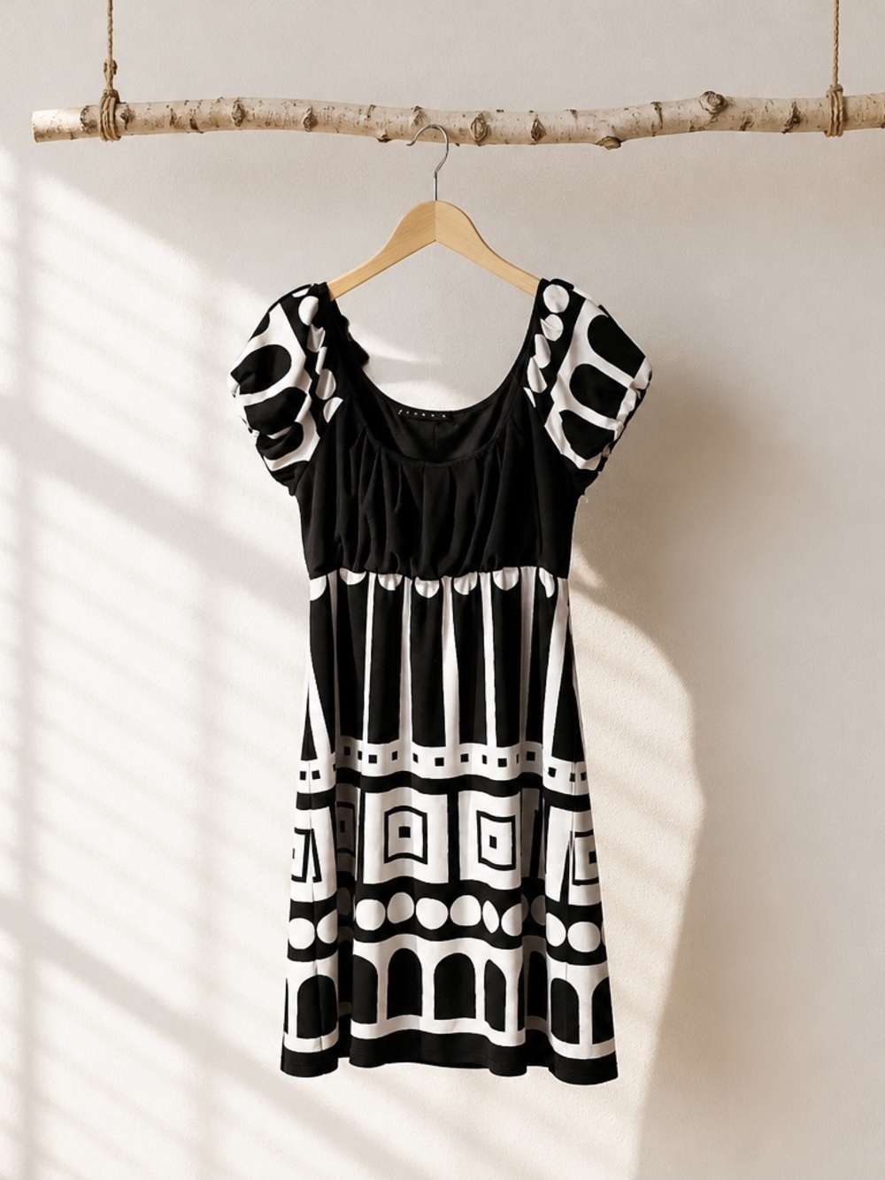 Tiana B. Black & White Geometric Short-Sleeve Dress